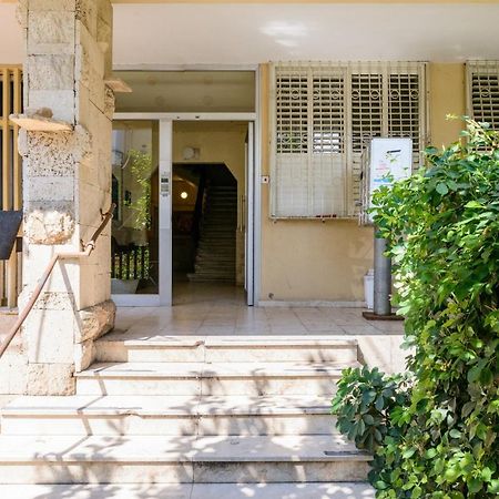 Sea View 2 Bedroom Apartment With Bomb Shelter Tel Aviv Eksteriør bilde