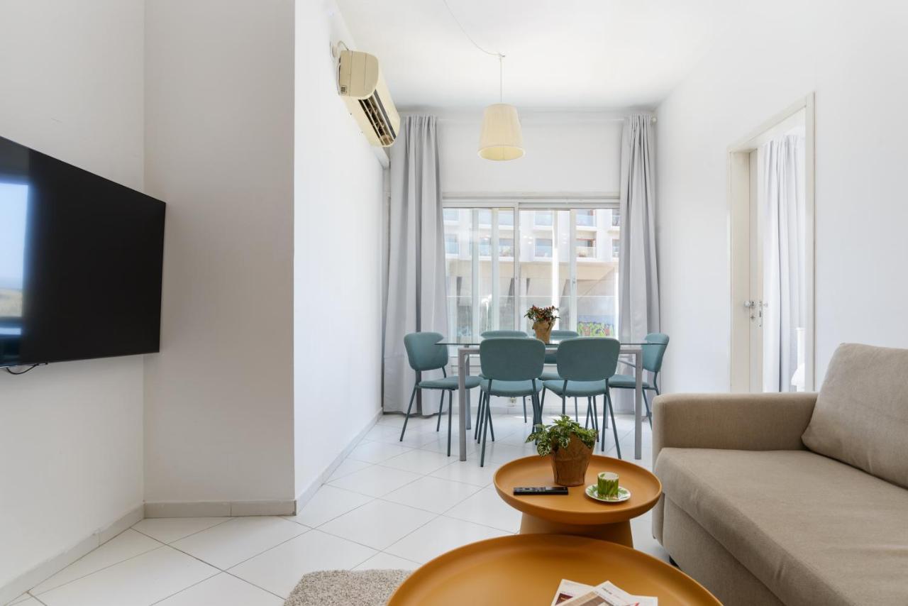 Sea View 2 Bedroom Apartment With Bomb Shelter Tel Aviv Eksteriør bilde